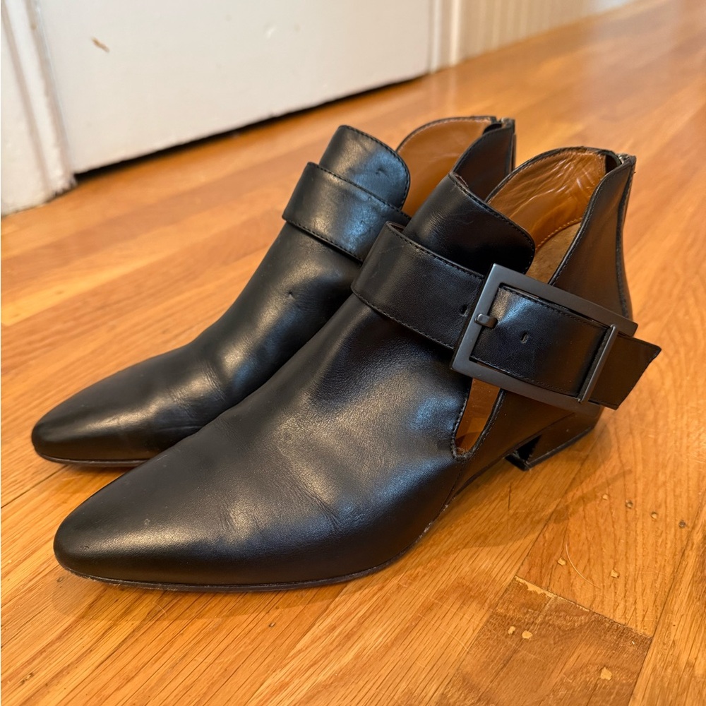 Aquatalia Black Ankle Italian Leather Booties